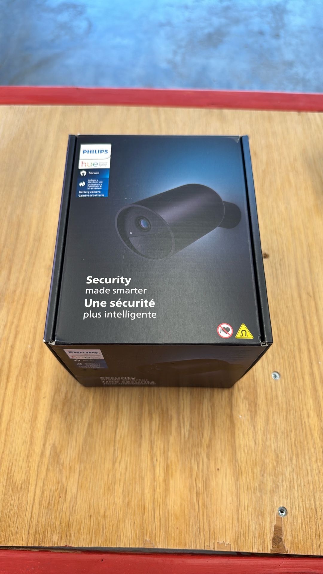 New Phillips Wireless Camera, Indoor / Outdoor