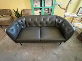 Copenhagen leather couch