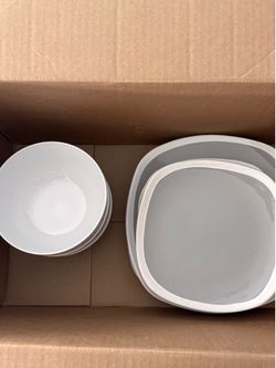 Dish Set for sale