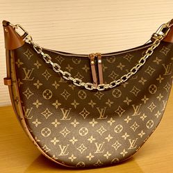 Louis Vuitton Hobo Bag 
