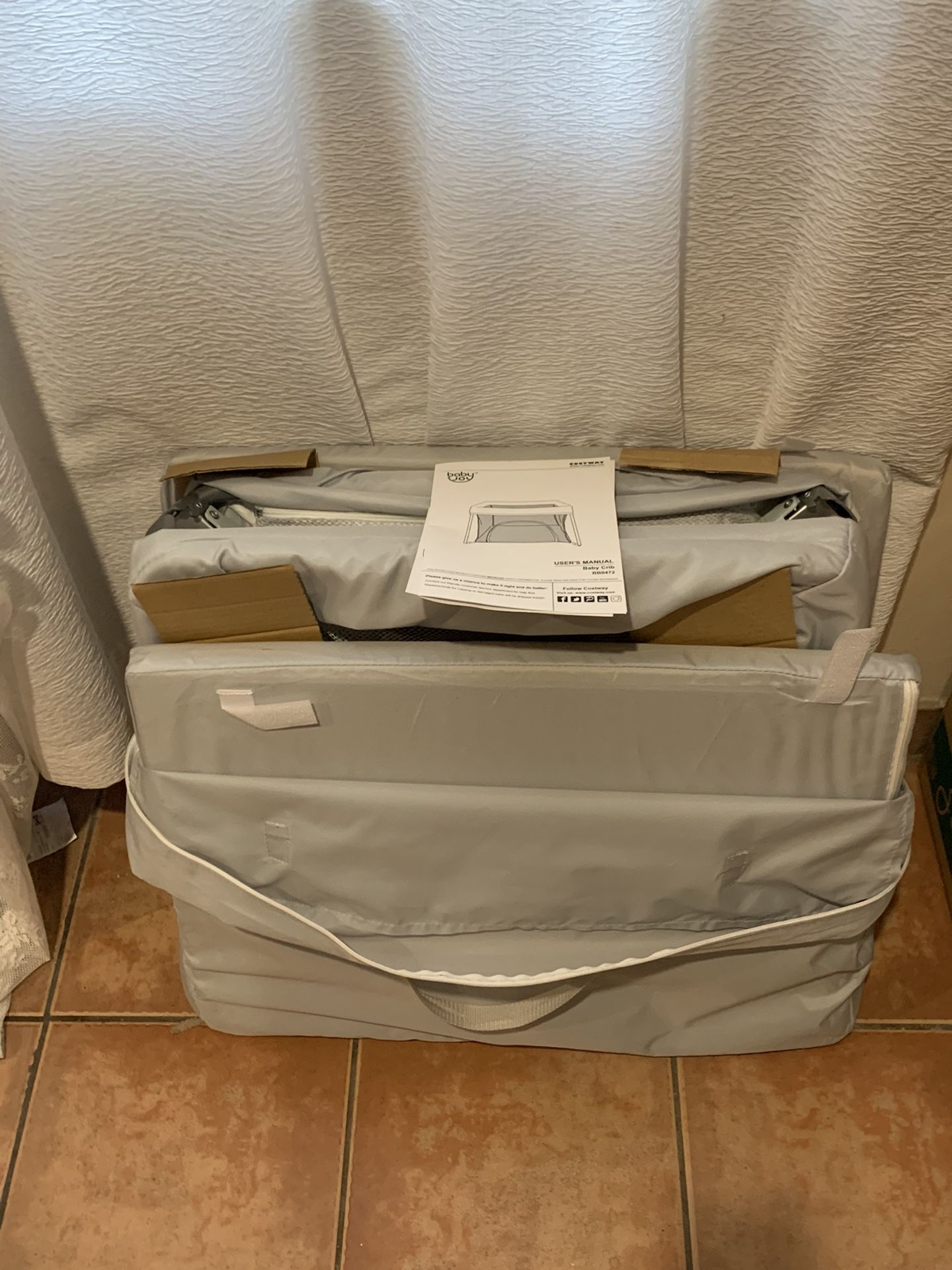 Lightweight Foldable Baby Playpen with Carry Bag main image 2