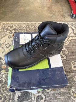 Boots ( waterproof ) mens 12