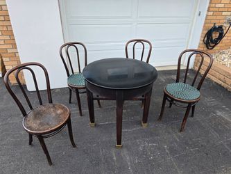 1920's Black Glass Top table w chairs