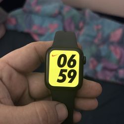 Apple Watch SE 3 40mm