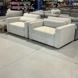 Thomasville Dillard Sleeper Chair