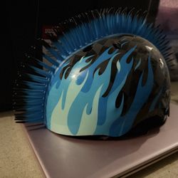 Kids Raskulls Bike Helmet With Spikes 