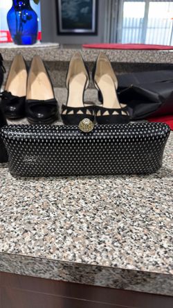 Women’s clutch