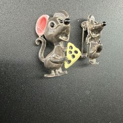 Adorable- 2 Vintage Gerrys Enamel Mise Brooch Pins