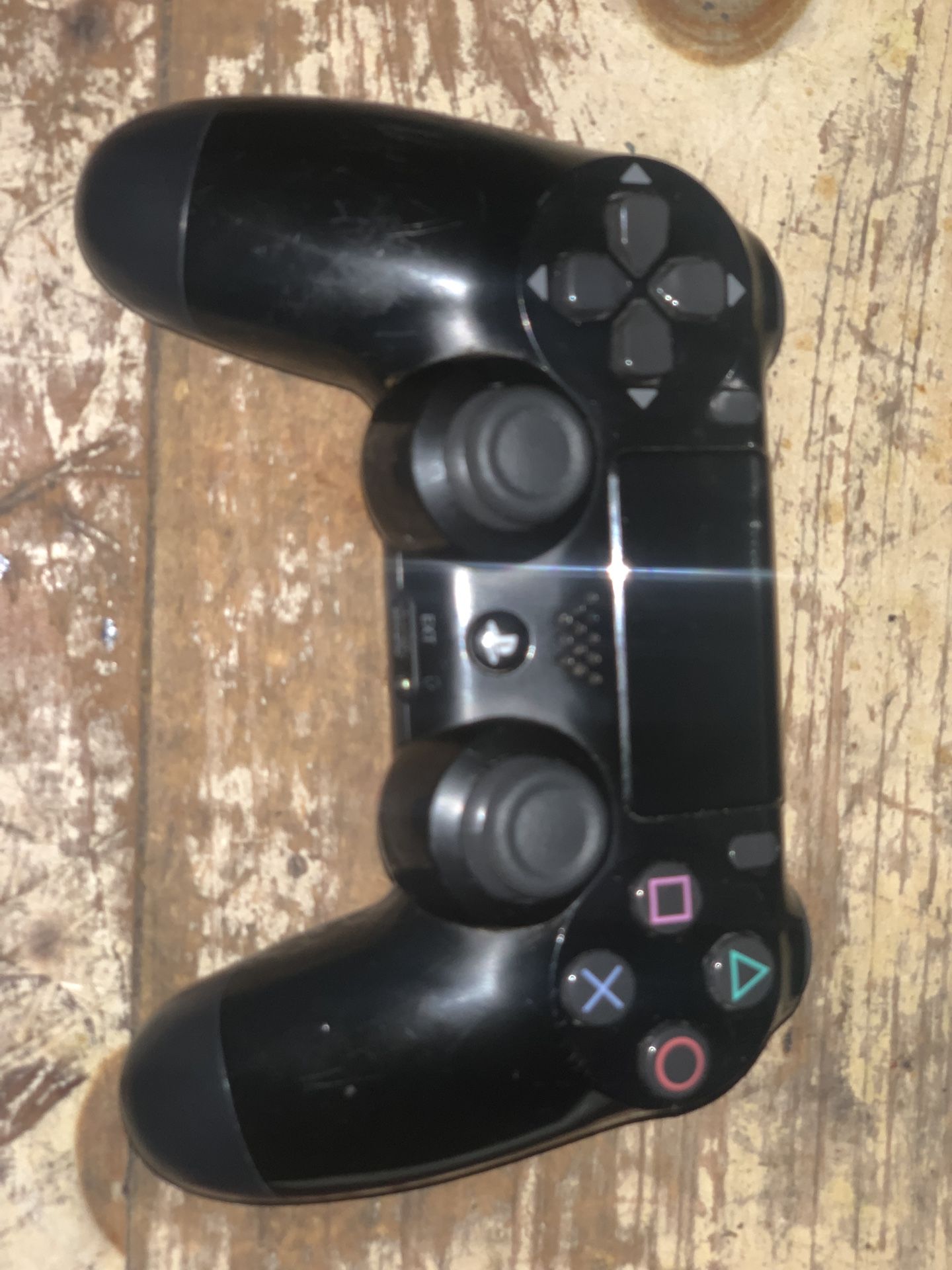 PS4 Controller