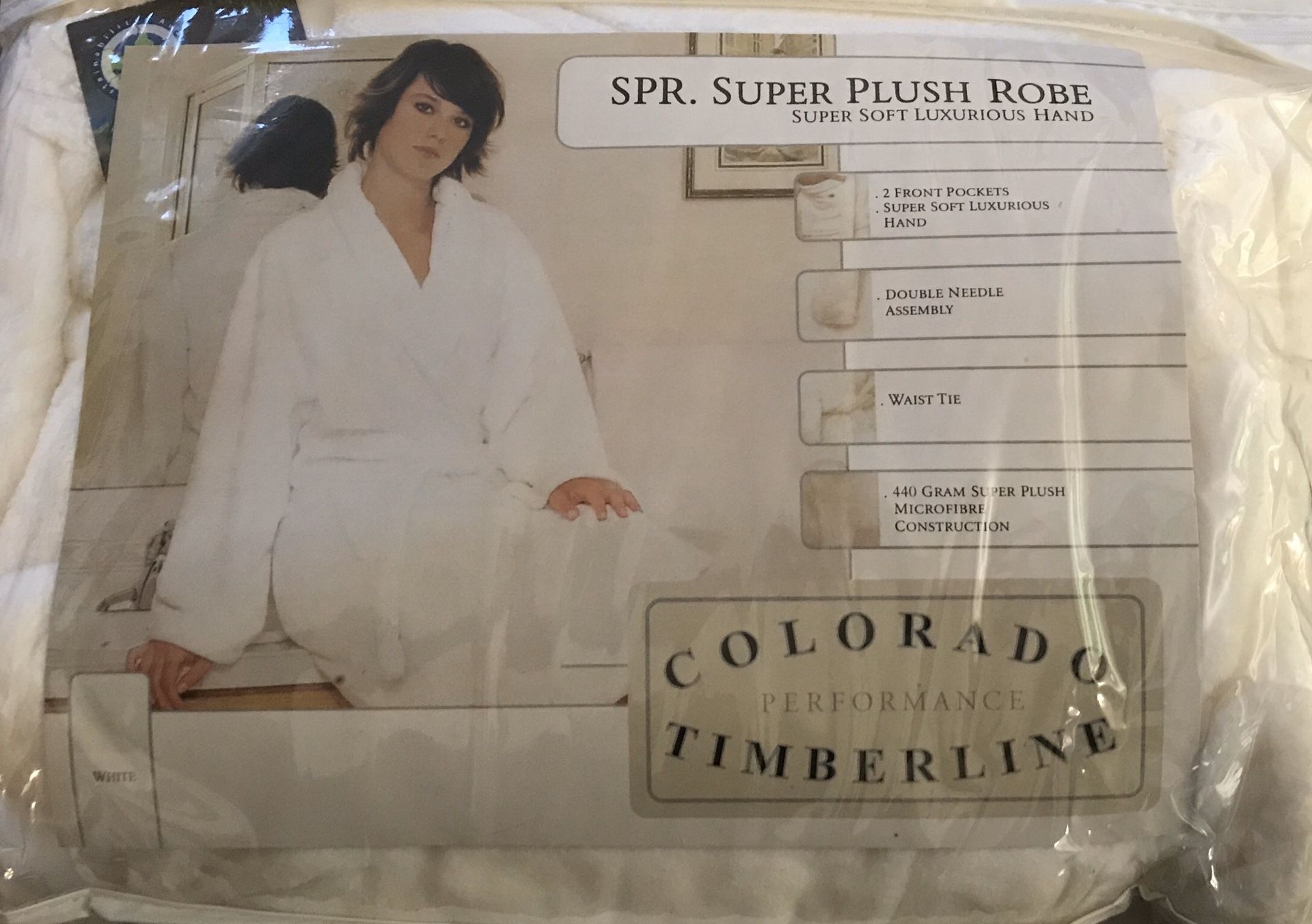 Super Plush White Robe - New PRICE DROP $10