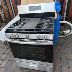 GE Stove