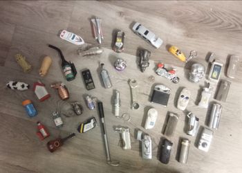 COLLECTION OF VINTAGE NOVELTY LIGHTERS