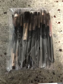 Makeup brushes