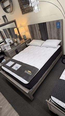 4Pc Queen Bedroom Set