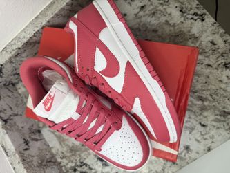 Nike Dunk Low Pink White Sneakers Women’s US 8 Brand New