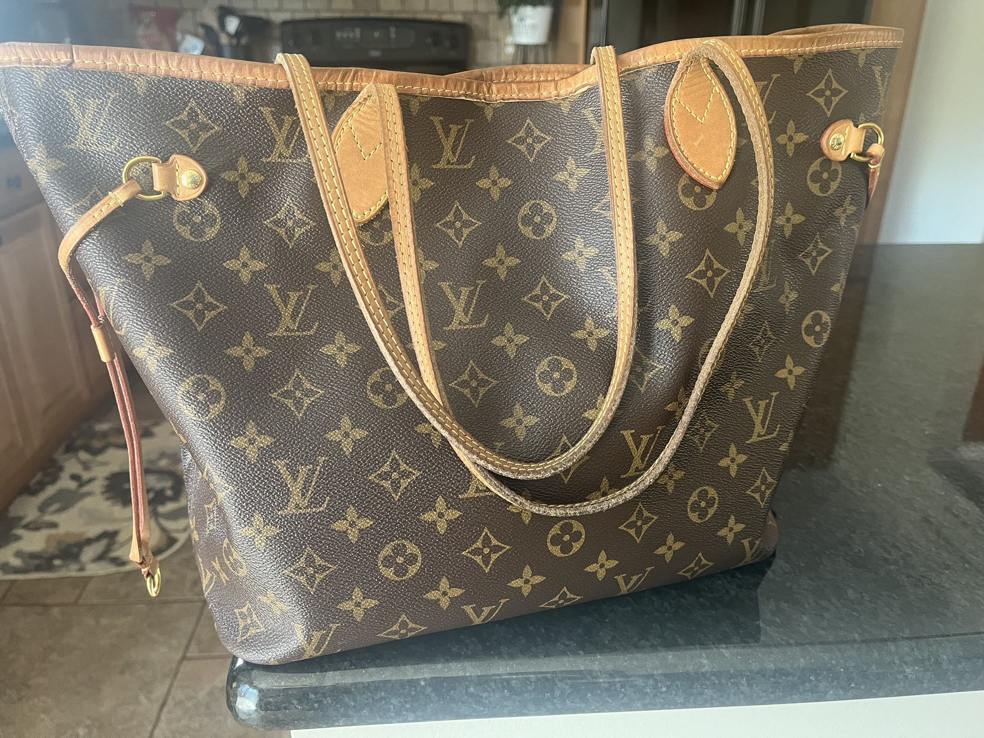 Authentic Neverfull Louis Vuitton Bag