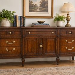 Thomasville Vintage Italian Dresser