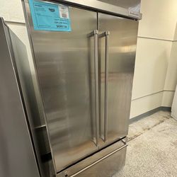 Refrigerator Kitchenaid 36 “ inch Built in