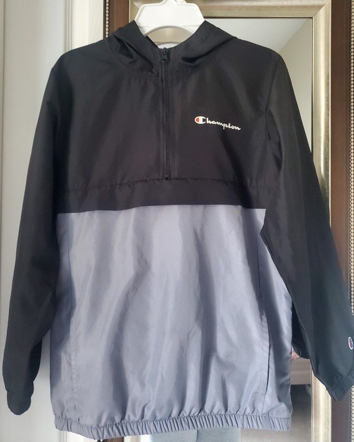 Champion authentic athleticwear waterproof jacket size M Fits 10-11 year old Like NEW