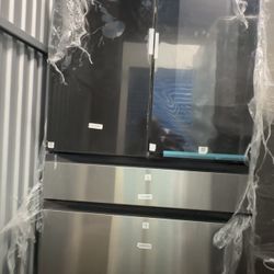 🔥 BRAND NEW Stainless Steel French Door Refrigerator – Modern Bottom Freezer 🔥