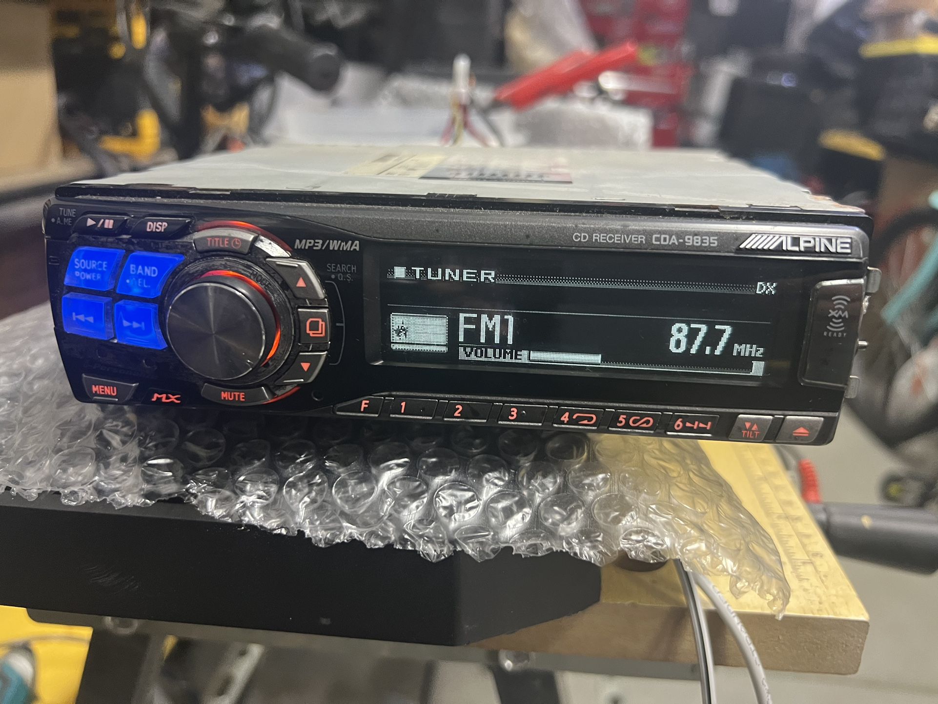 Alpine 9835 Old school Sq