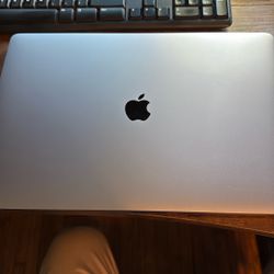 Mac Book Pro