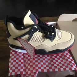 New Kid’s Air Jordan 4 Retro size 5Y/6.5W