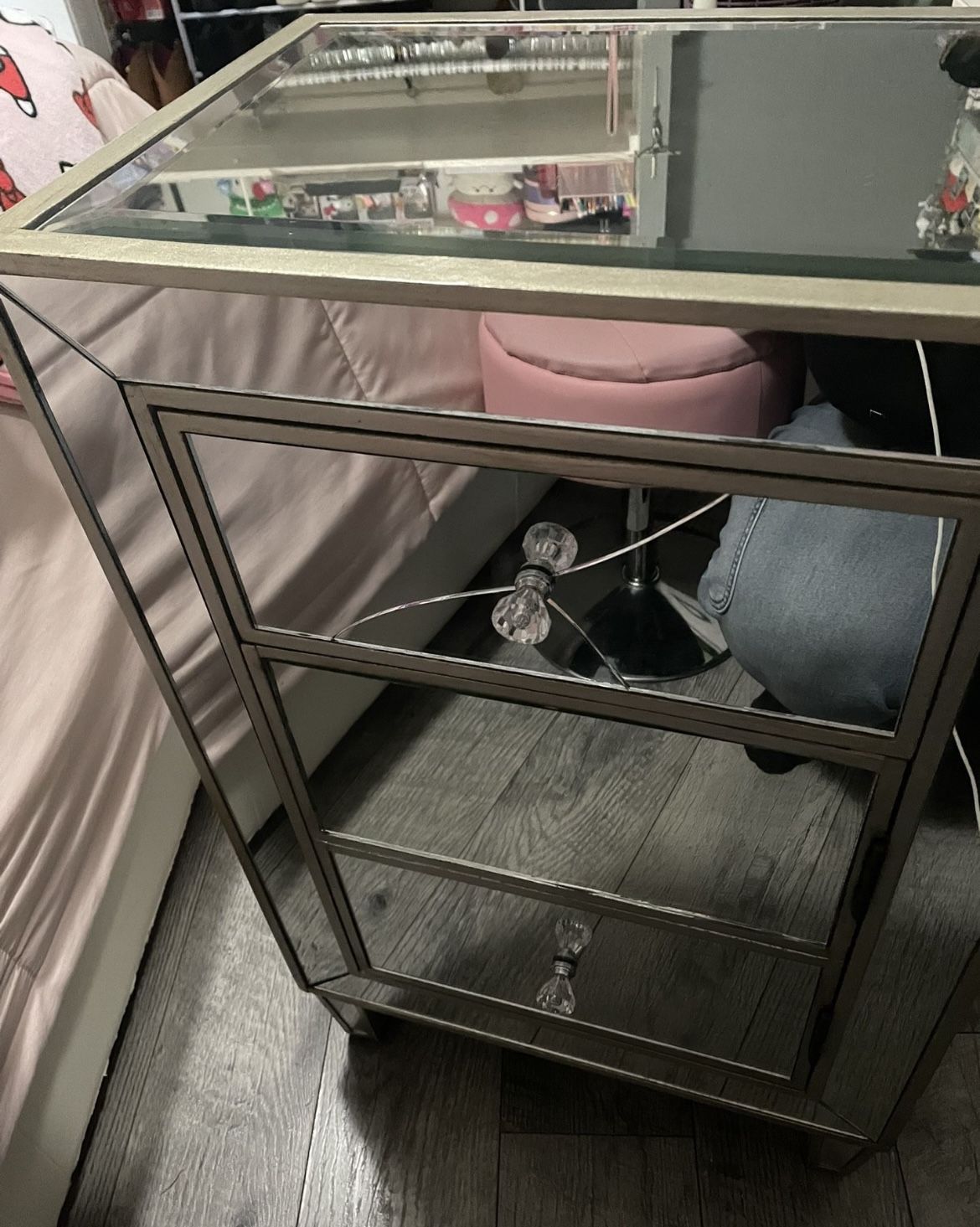 Mirror Nightstand 
