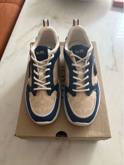 COACH STRIDER SNEAKERS  WOMEN SIZE 6 B Color Marine .