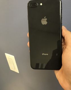 iPhone 8 Plus 64GB Unlocked