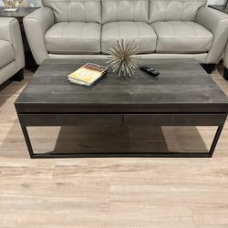   Coffee Table New $190