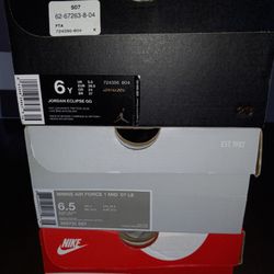 Womens Nike/Jordan Shoes 