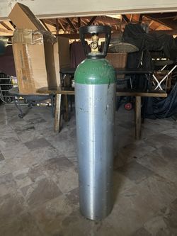 Helium Tank