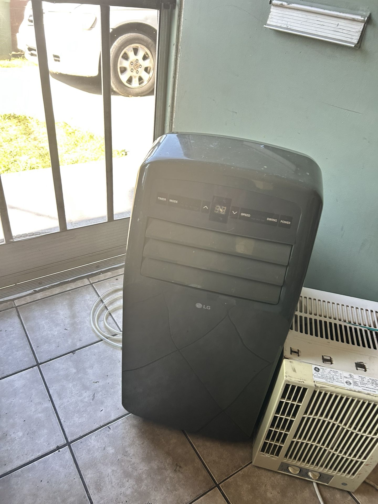 LG Air Conditioner