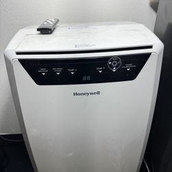 Honeywell 14,000 BTU Portable Air Conditioner, Dehumidifier and Fan - White, MN4CFSWW0