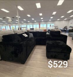 Sectional sofa with ottoman 2 cup holders & charging station