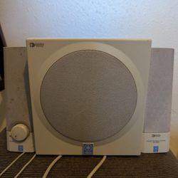 Yamaha YST-MS201 2.1 Multimedia Powered Speakers 3.5mm 45Hz Bass Wood Subwoofer 