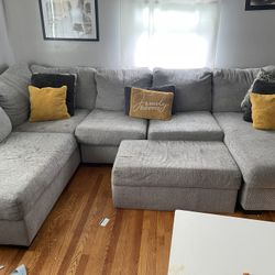 FREE sectional Couch