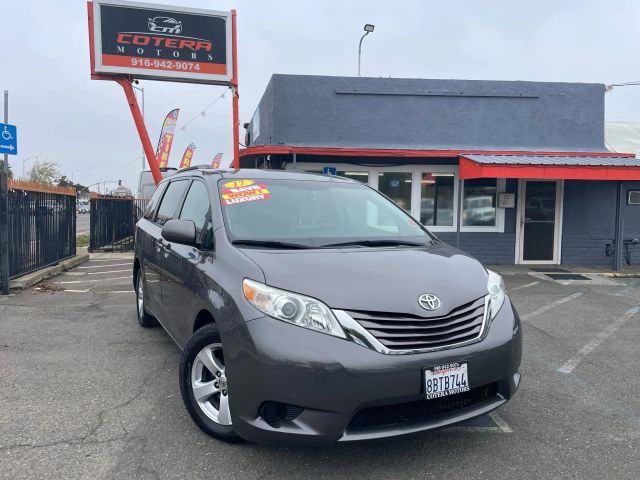 2017 Toyota Sienna