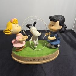 Hallmark Peanuts Gallery 2011 “Skip to the Good Times” Snoopy Lucy Sally 