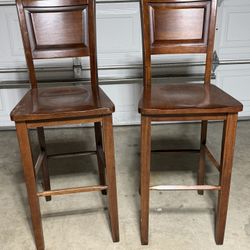 2 High Chairs