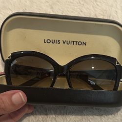 Louis Vuitton Women’s Brown Glitter Sunglasses