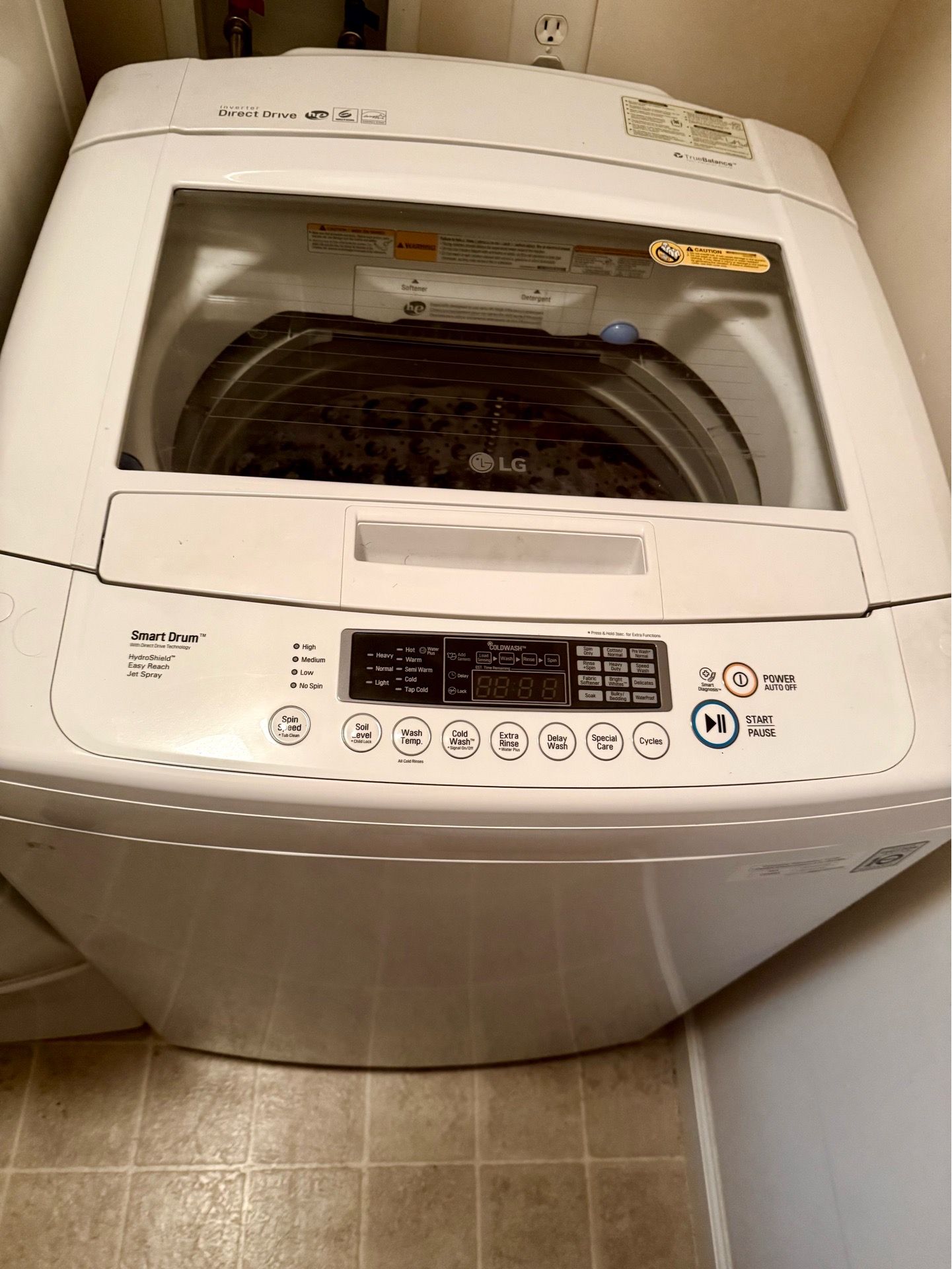 LG Washing Machine - Top Load, lots of settings!