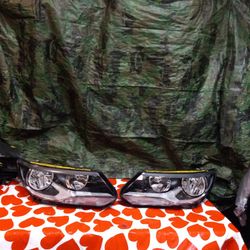 2012-17 Volkswagen Tiguan L&R Headlight 