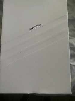 ** Limited Edition ADIDAS SUPERSTAR LABEL COLLAGE FV2819