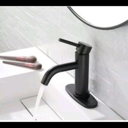 BATHROOM FAUCET