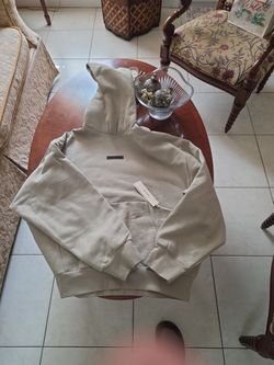 Sueter Essentiai XL.