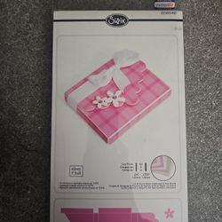 Sizzix  XL Die - Box w/Scallop Flap & Flowers 