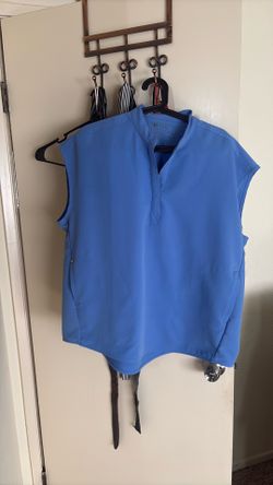Figs scrubs top