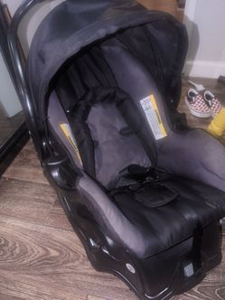 Infant car seat